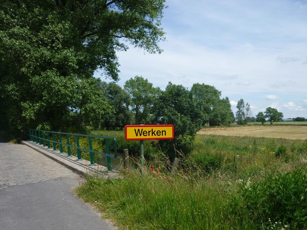 Vila Toetindroaj Kortemark Exteriér fotografie